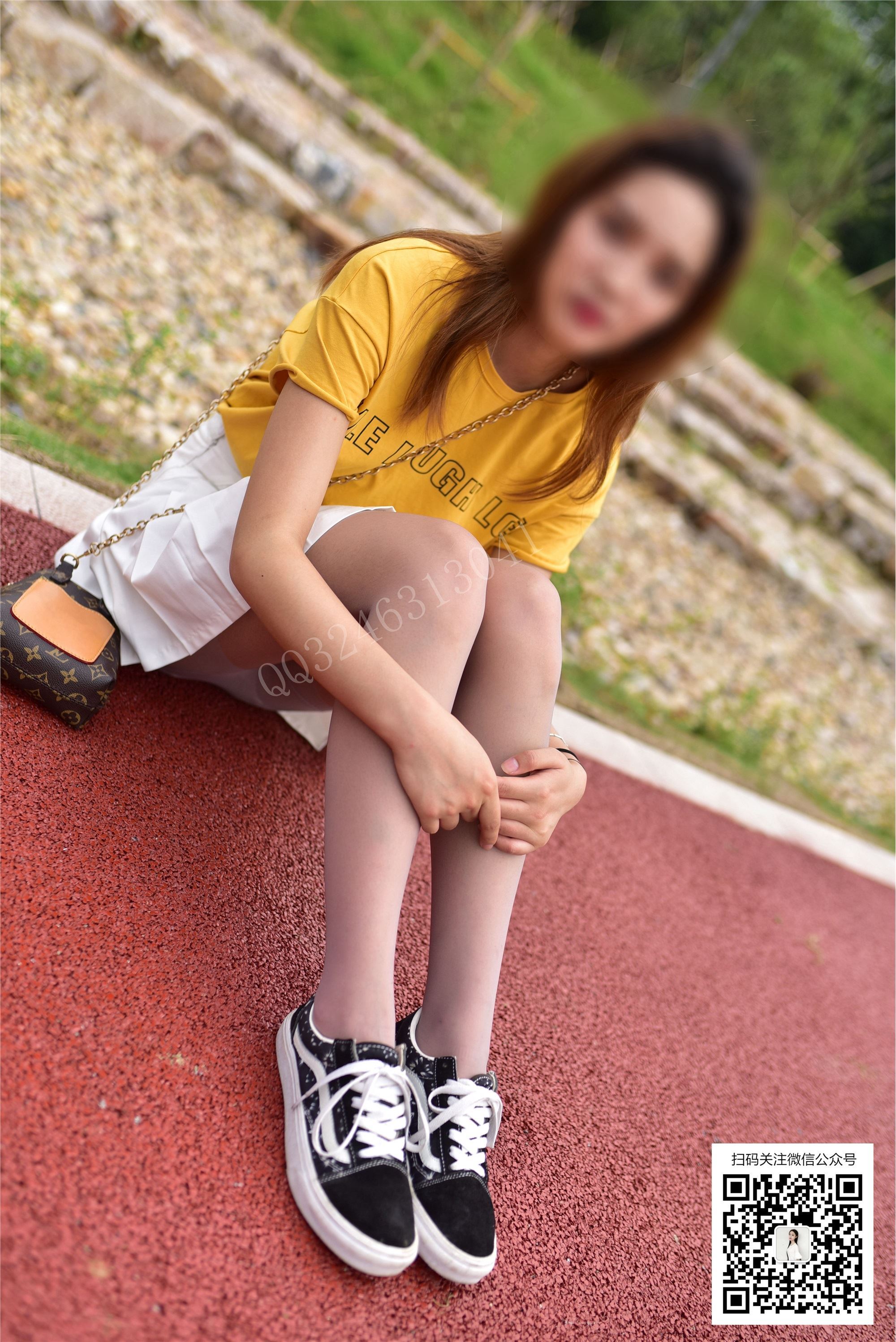 大生模拍 No.066 静静-湿润的丝袜脚